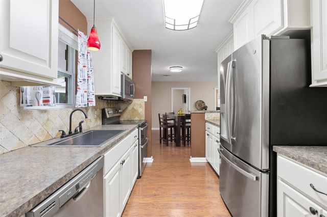 142 Fm 2296 Road, Huntsville, TX 77340