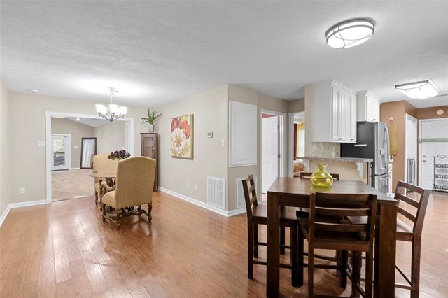 142 Fm 2296 Road, Huntsville, TX 77340