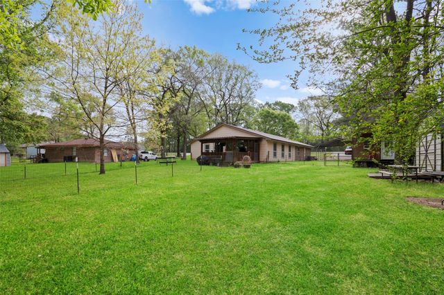 142 Fm 2296 Road, Huntsville, TX 77340