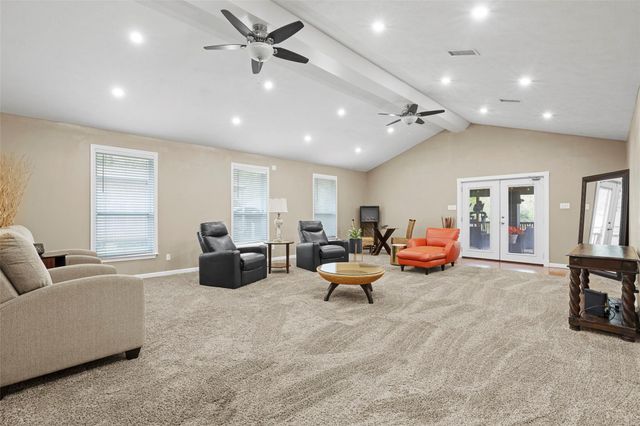 142 Fm 2296 Road, Huntsville, TX 77340