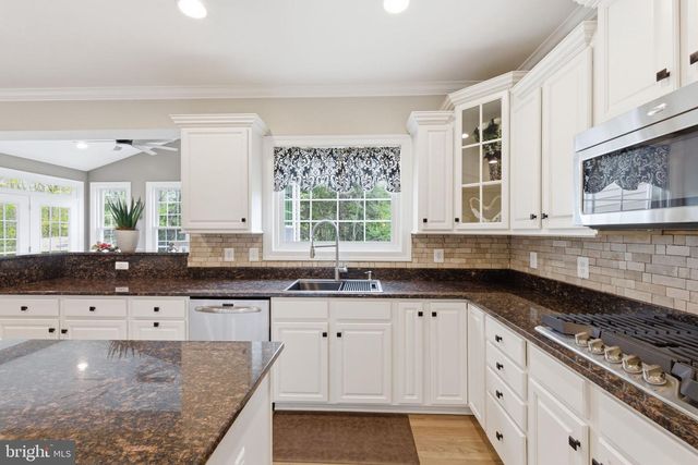 16118 GREEN BAY ST, Haymarket, VA 20169