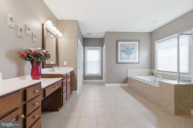 16118 GREEN BAY ST, Haymarket, VA 20169
