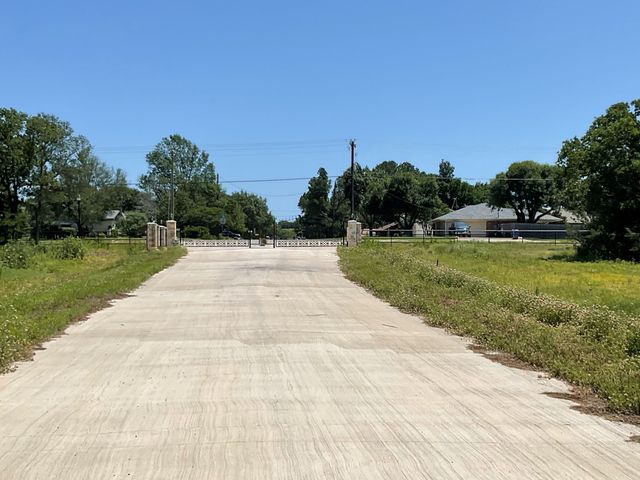 1657 Private Access 60200, Burleson, TX 76028