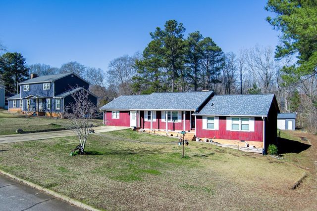 325 Shoally Ridge Drive, Boiling Springs, SC 29316