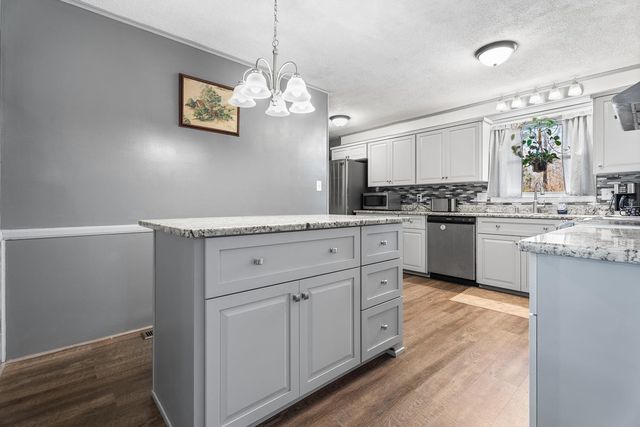 325 Shoally Ridge Drive, Boiling Springs, SC 29316