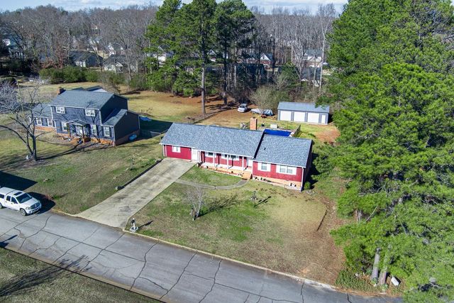 325 Shoally Ridge Drive, Boiling Springs, SC 29316