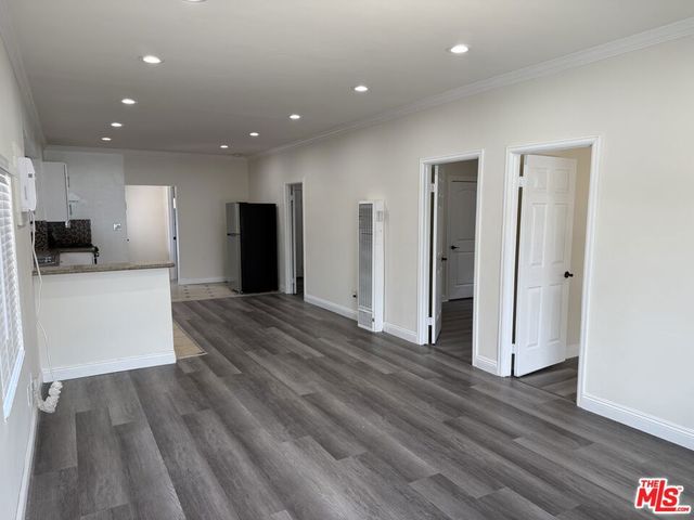 1026 E 42nd Street, Los Angeles, CA 90011