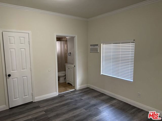 1026 E 42nd Street, Los Angeles, CA 90011