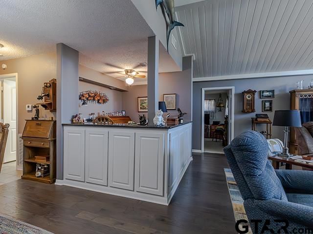 157 Lago Vista, Jacksonville, TX 75766