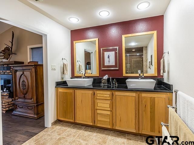 157 Lago Vista, Jacksonville, TX 75766