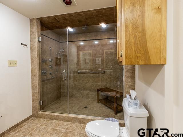 157 Lago Vista, Jacksonville, TX 75766