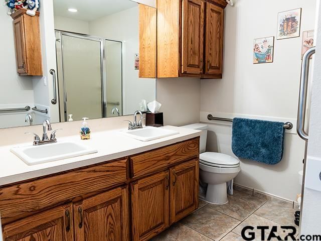 157 Lago Vista, Jacksonville, TX 75766