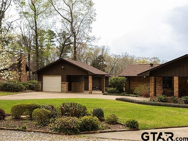 157 Lago Vista, Jacksonville, TX 75766