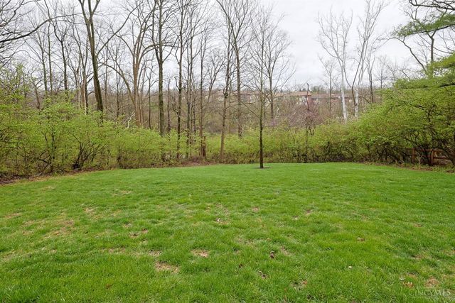 3859 Blackwood Court, Blue Ash, OH 45236