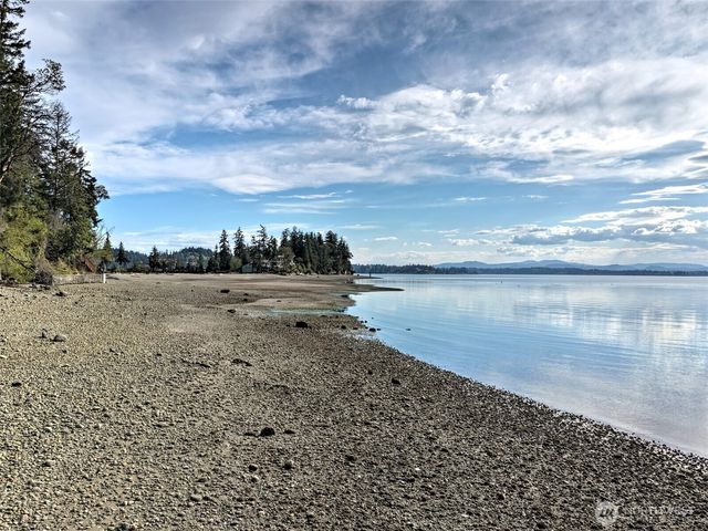101 E Peale Drive, Shelton, WA 98584