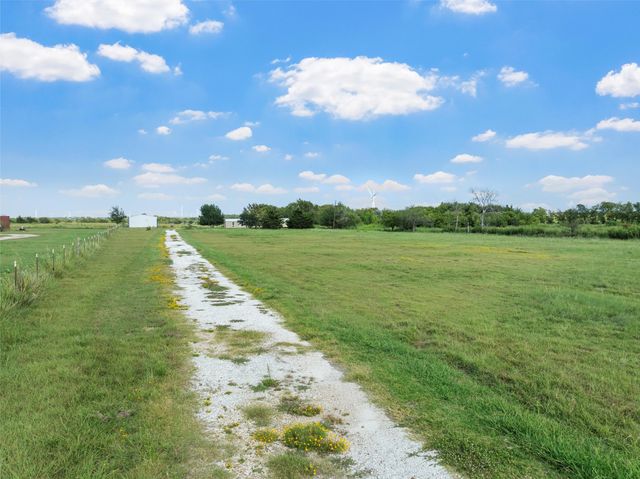 379 Neighbors Corner Road, Mart, TX 76664