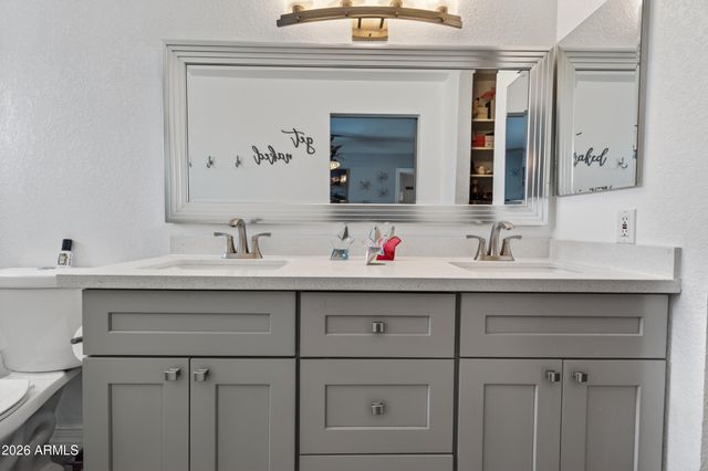 5811 E CROCUS Drive, Scottsdale, AZ 85254