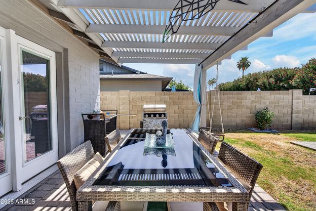 5811 E CROCUS Drive, Scottsdale, AZ 85254