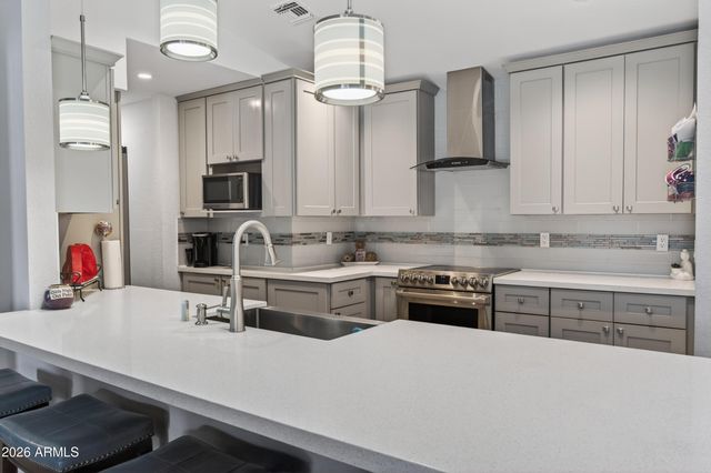 5811 E CROCUS Drive, Scottsdale, AZ 85254