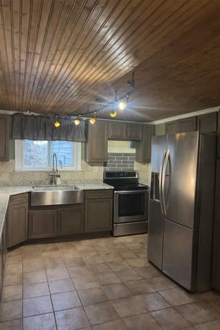 49100 Fairchild Road, Macomb, MI 48042