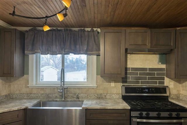 49100 Fairchild Road, Macomb, MI 48042