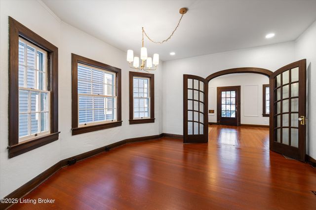 1750 Fernwood Ave, Louisville, KY 40205