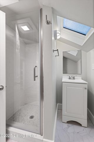 1750 Fernwood Ave, Louisville, KY 40205