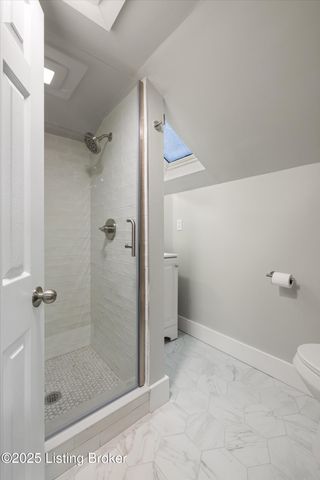 1750 Fernwood Ave, Louisville, KY 40205