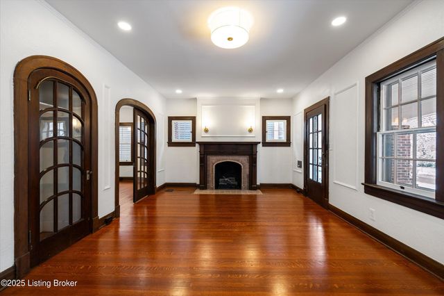 1750 Fernwood Ave, Louisville, KY 40205