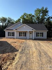 104 Meta Breeze Lane, Mocksville, NC 27028