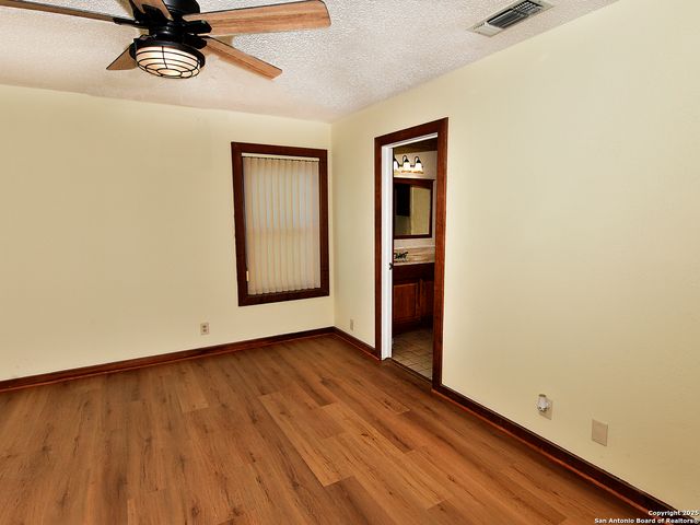 15623 Boulder Creek St, San Antonio, TX 78247