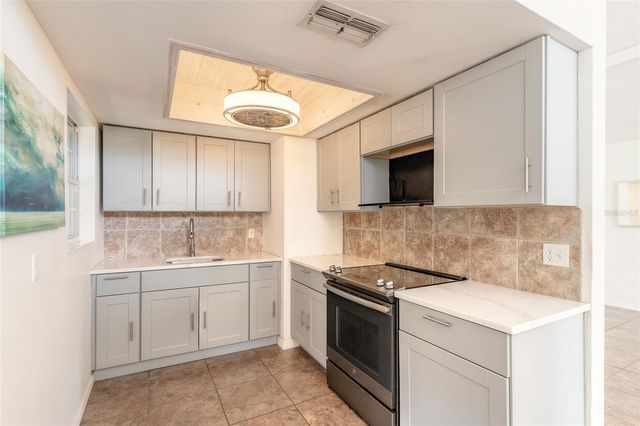 304 FOX PLACE, Port Orange, FL 32127