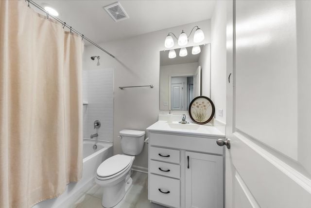 2217 Venture Drive 2217, Schaumburg, IL 60193