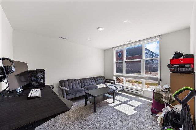 2217 Venture Drive 2217, Schaumburg, IL 60193