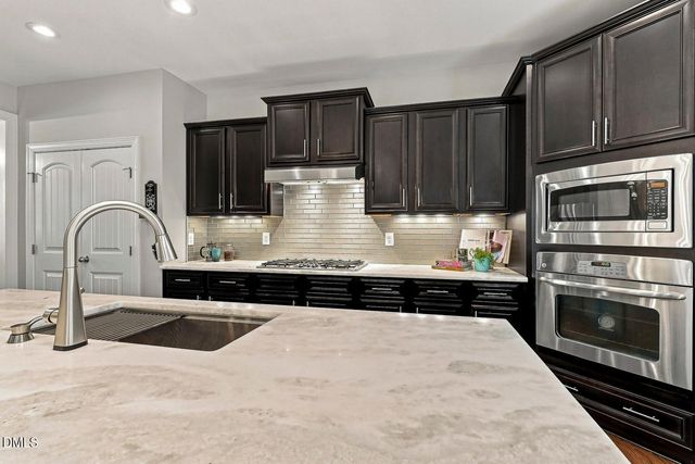 1993 Steeple Chase Bend, Apex, NC 27502