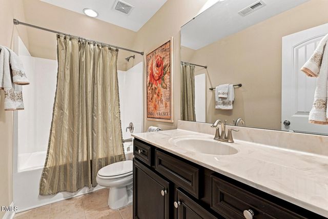 1993 Steeple Chase Bend, Apex, NC 27502