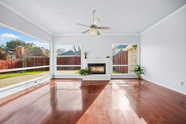 1132 Devonshire Drive, Desoto, TX 75115