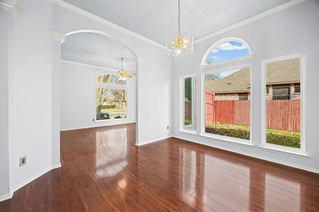 1132 Devonshire Drive, Desoto, TX 75115