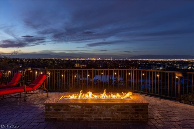 1520 Macdonald Ranch Drive, Henderson, NV 89012