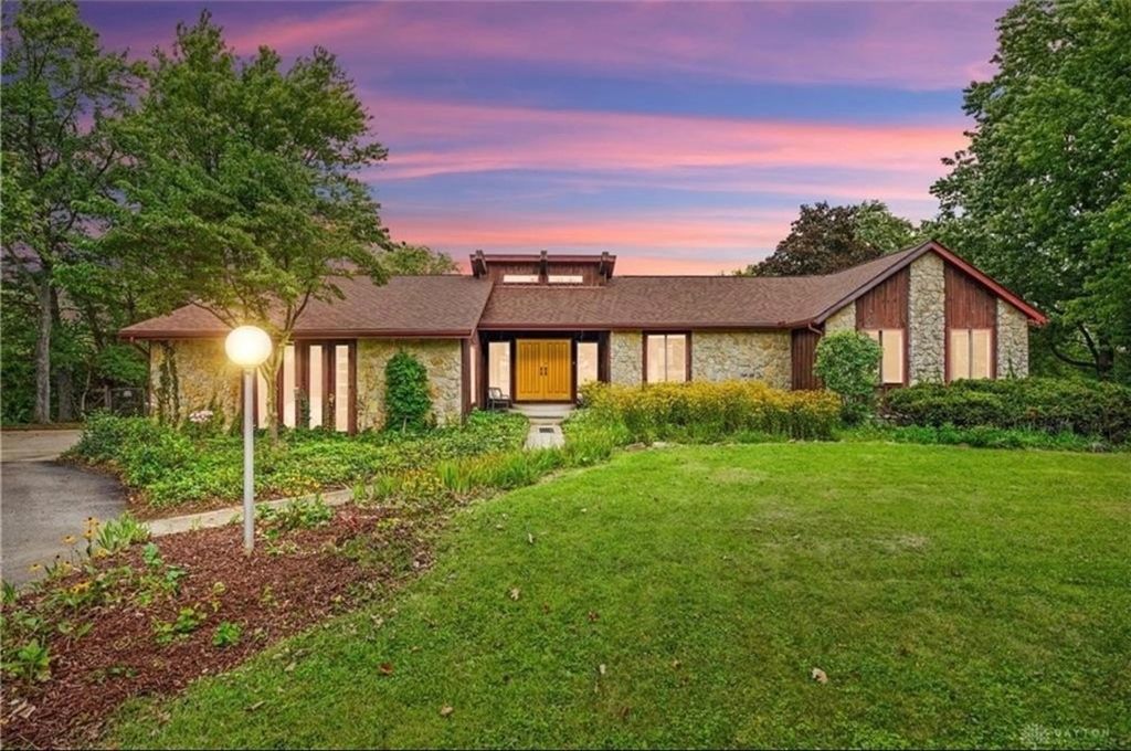 6725 Fishburg Road, Huber Heights, OH 45424