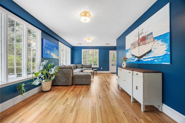 908 Main St, Norwell, MA 02061