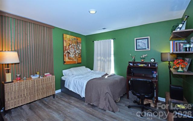 2970 Sherrills Stream Drive, Sherrills Ford, NC 28673