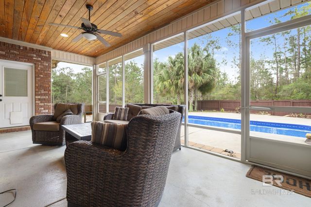 9042 Krystal Ridge Court, Daphne, AL 36526