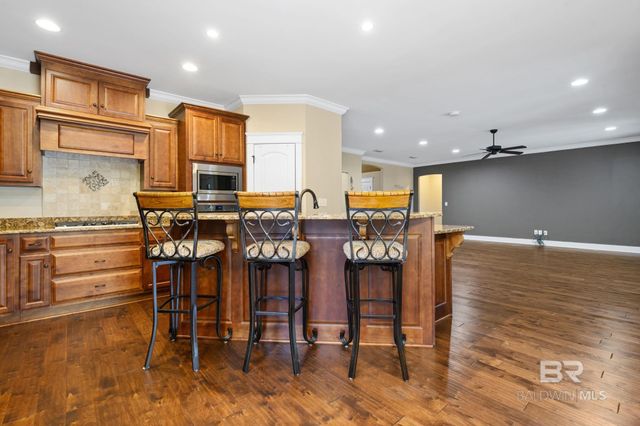 9042 Krystal Ridge Court, Daphne, AL 36526