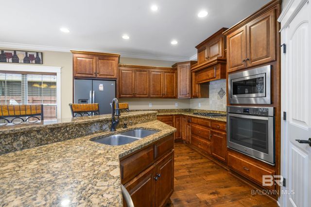 9042 Krystal Ridge Court, Daphne, AL 36526