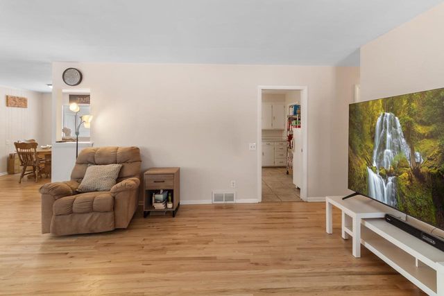 3748 Fairview Drive, Madison, WI 53704