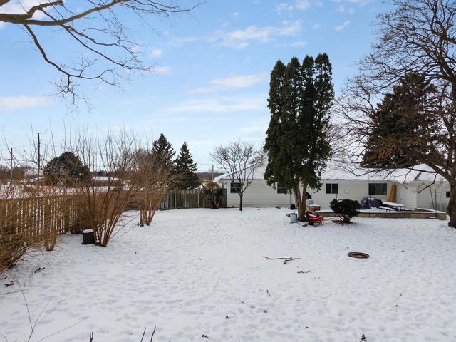 3748 Fairview Drive, Madison, WI 53704