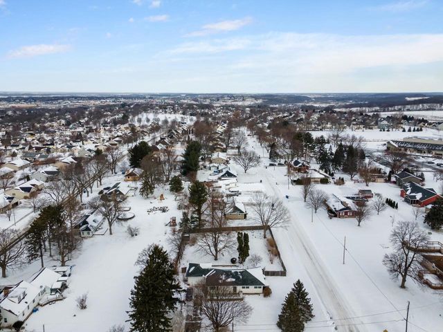 3748 Fairview Drive, Madison, WI 53704