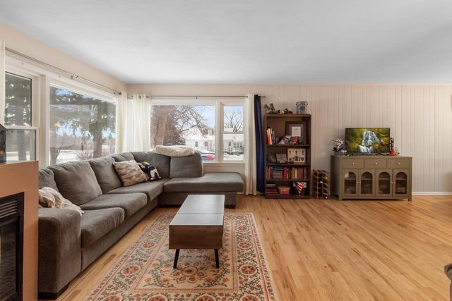 3748 Fairview Drive, Madison, WI 53704