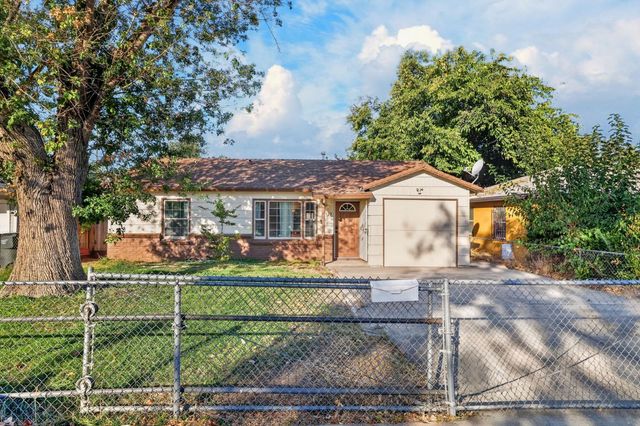 3933 Huron St, Sacramento, CA 95838